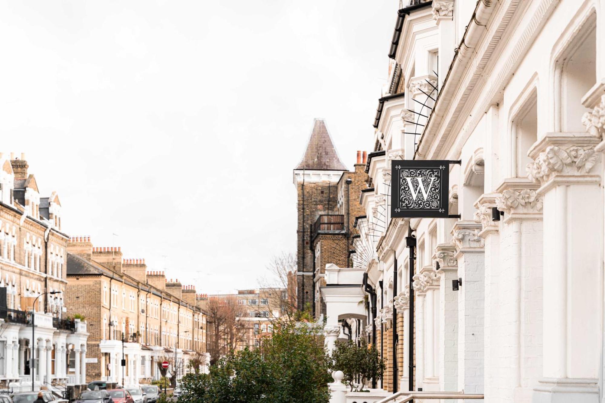 The W14 Kensington Hotel London Exterior photo