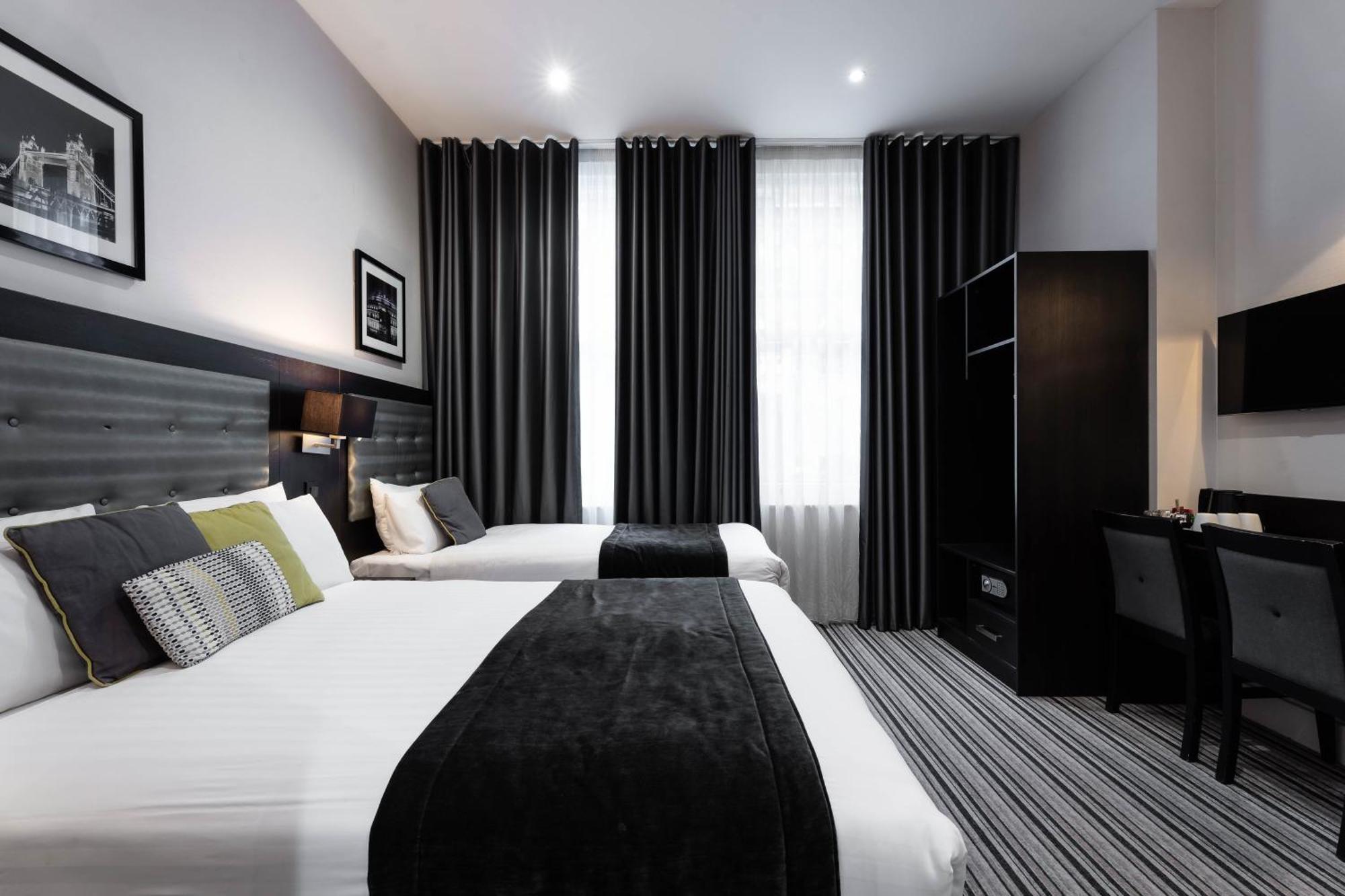 The W14 Kensington Hotel London Exterior photo