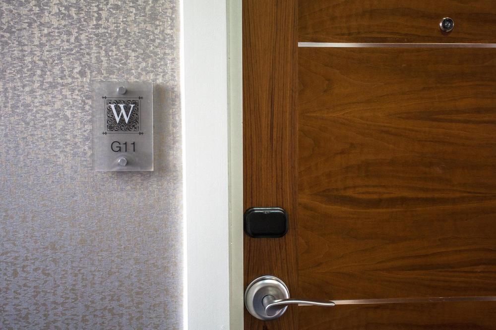 The W14 Kensington Hotel London Exterior photo